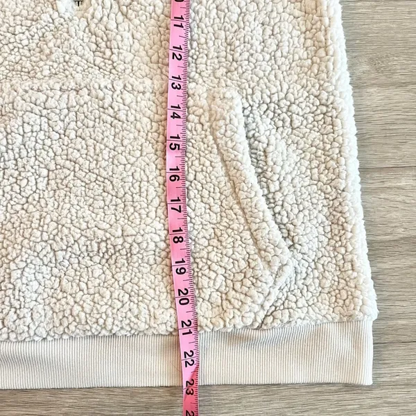 No Boundaries Cream Hooded Quarter Zip Fuzzy Sherpa Sweater Hoodie Size Medium - Image 8