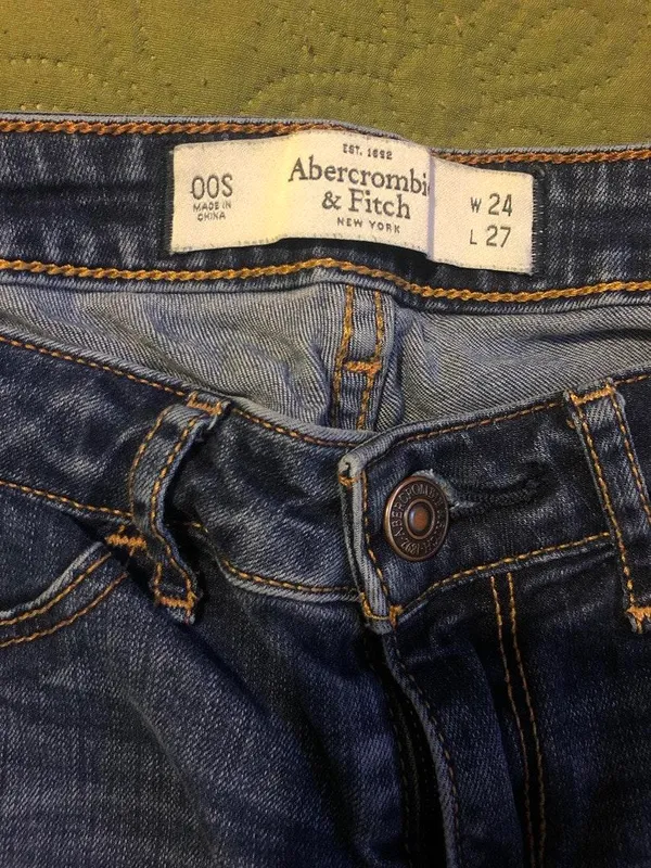 Abercrombie Jeans - Image 2