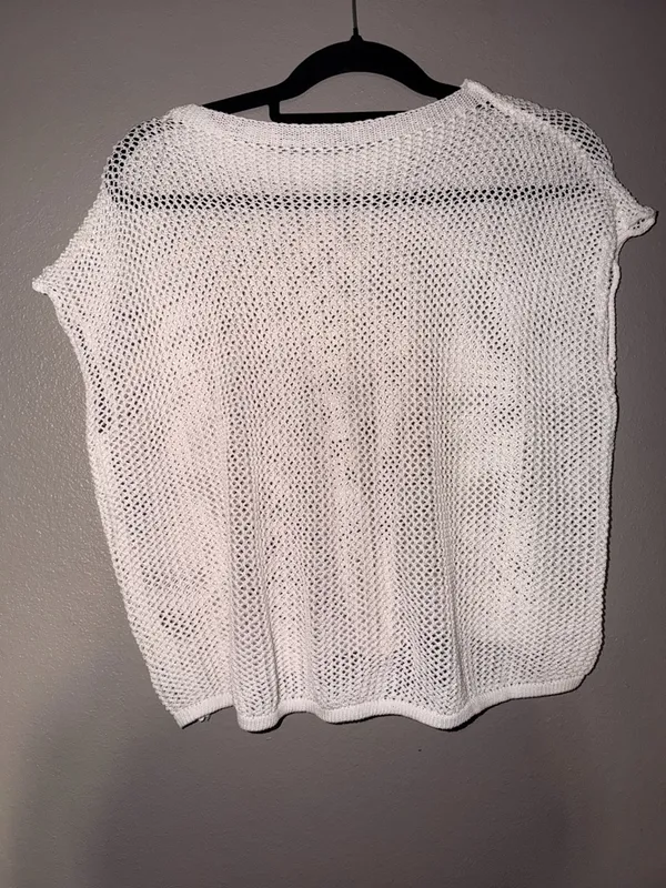 Knot-Hem Open Knit Top in White - Image 4