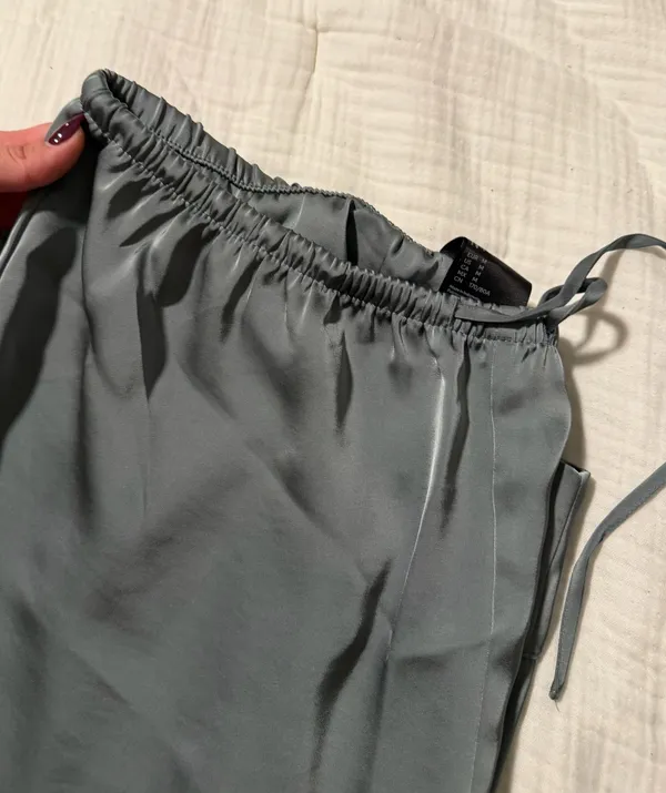 Satin H&M Pajama Set - Image 4