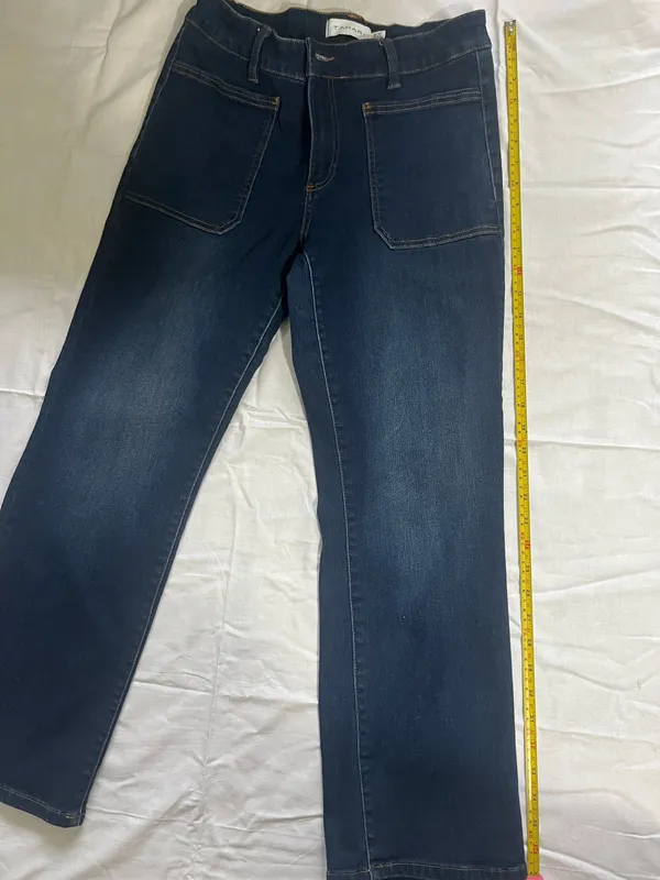 Tahari women’s straight jeans size 10 - Image 5