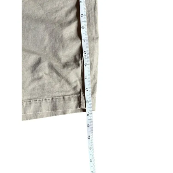 Aeropostale Women's Mid Rise Bermuda Khaki Shorts w/ 9 in. Seam - Image 7
