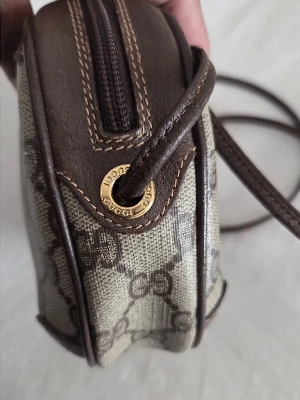 Gucci Beige GG Supreme Canvas Crossbody with Brown Leather & Green-Red Web - Image 11