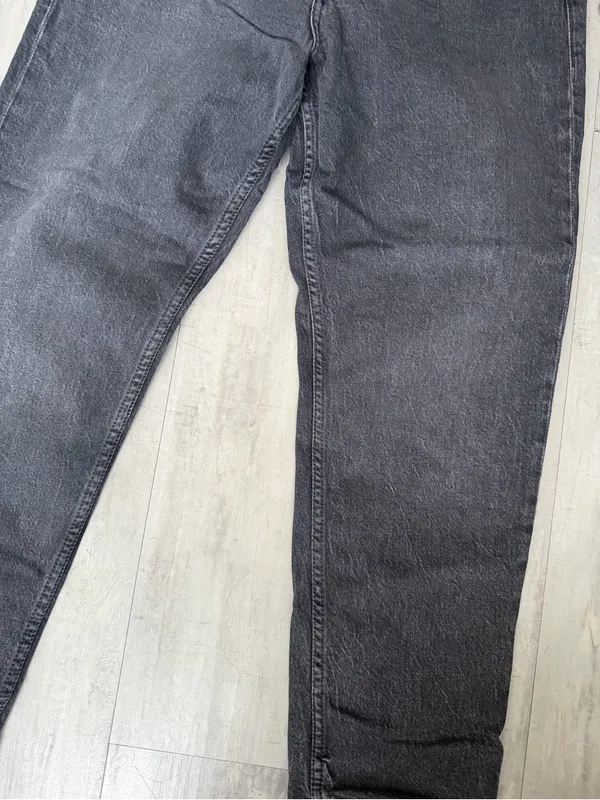 Zara Women’s Washed Black Relaxed Jeans - Image 2