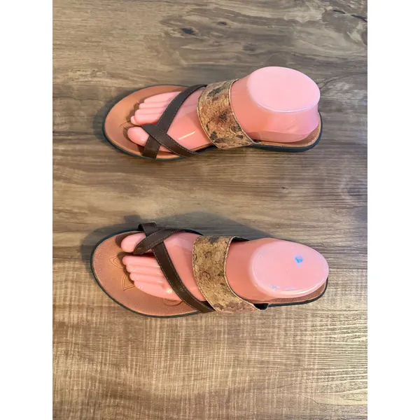BOC Born Concept Women Brown Cork Strap Thong Sandals‎ Size 9 - Image 2