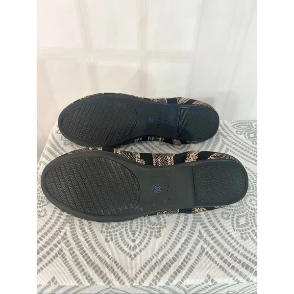 Rothy’s the almond loafer in black gold size 9 - Image 6