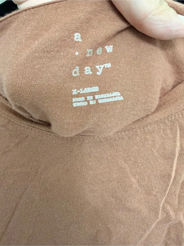A New Day brown top size XL - Image 3