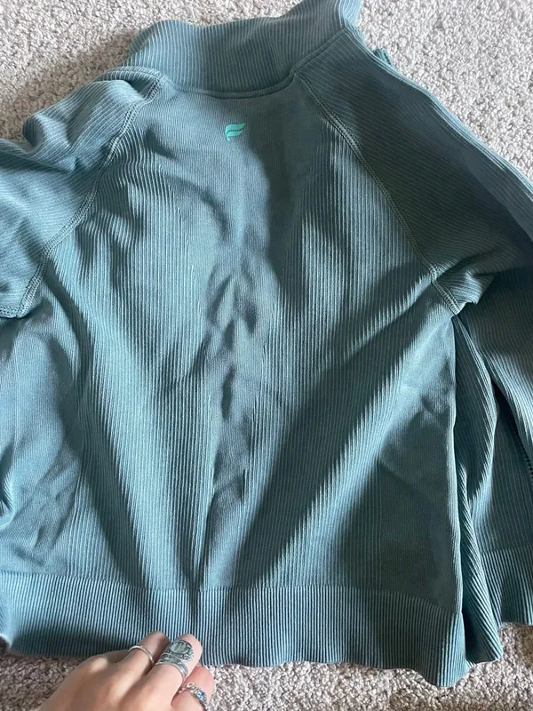 Fabletics cropped zip up - Image 2