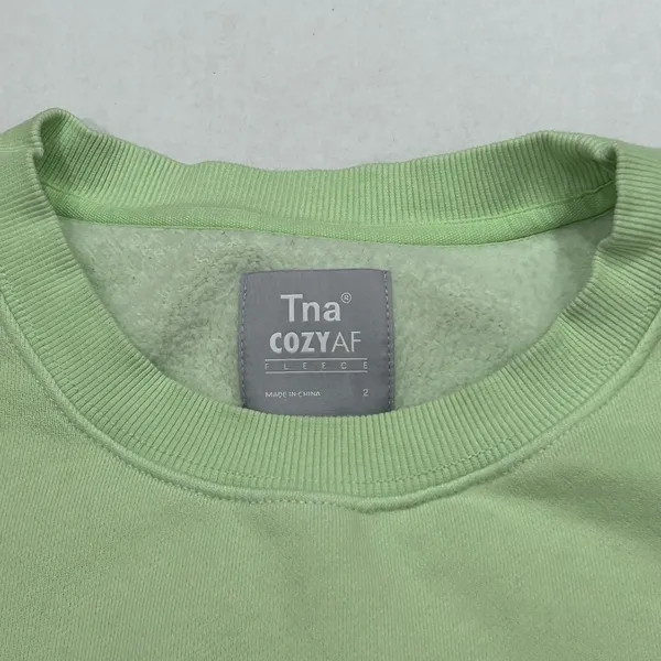 Aritzia TNA‎ Cozy AF Fleece Cropped Raw Hem Pullover Sweatshirt Green Size 2 XS - Image 4