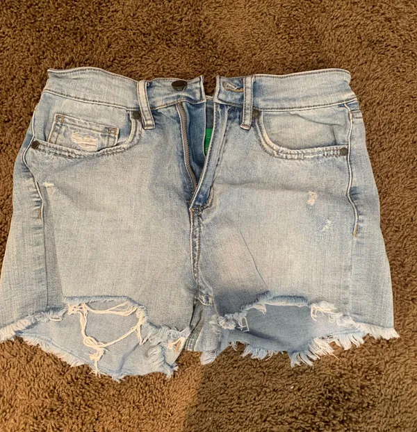 Jean shorts Size 6 - Image 2