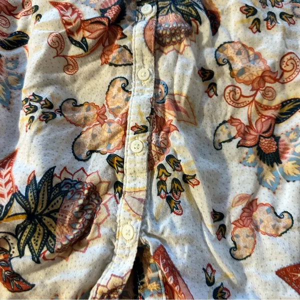 Old Navy Cream Floral Women's Blouse - Image 3