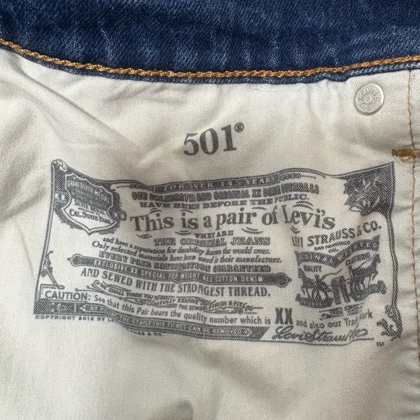LEVI’S 501 Button-Fly Cut Off Denim Blue Shorts - Image 4