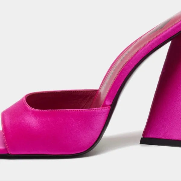 Slides beautiful chunky pink satin slides are hot! Size 40 9 1/2 USA Triangle - Image 6