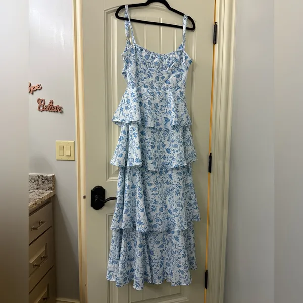 Hello Molly full of fun blue tiered maxi dress size L - Image 2