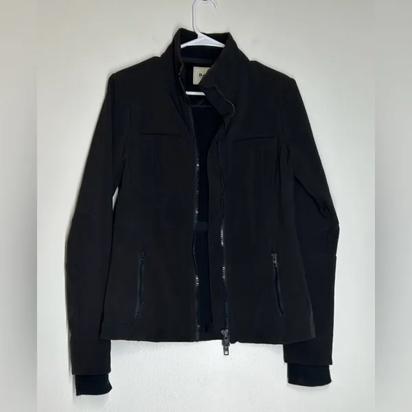 Roots outdoors softshell jacket women’s size S black full zip long sleeve‎ - Image 5