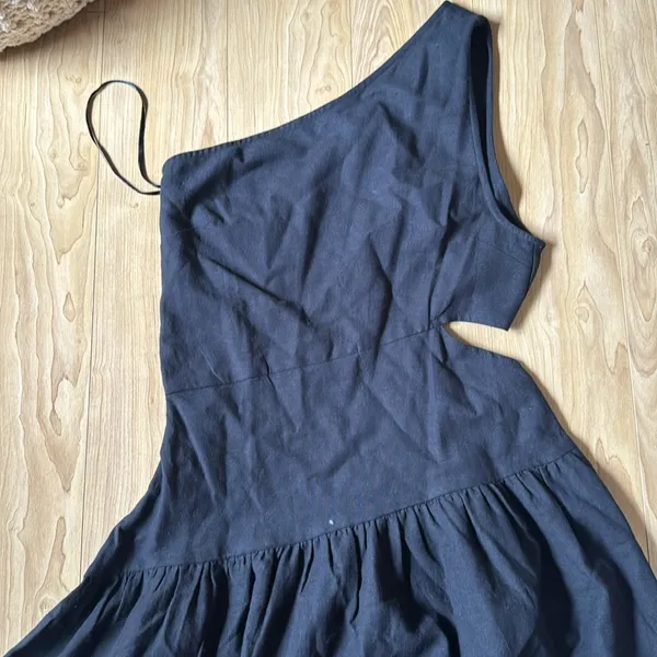 VENUS BLACK MAXI Dress - Image 2