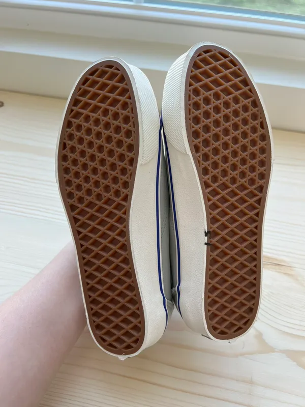 Vans Classic Sneaker - Image 3
