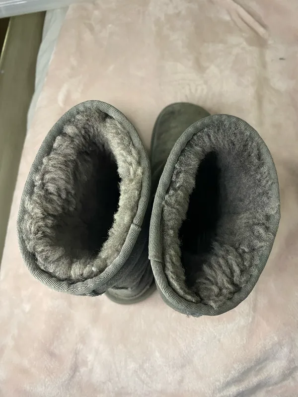UGG Classic Short Boots women size 8 - Image 6