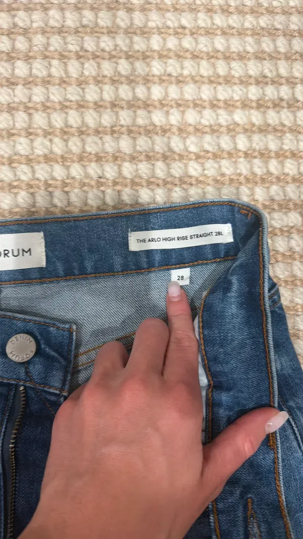Aritzia Denim Jeans Forum Arlo - Image 2
