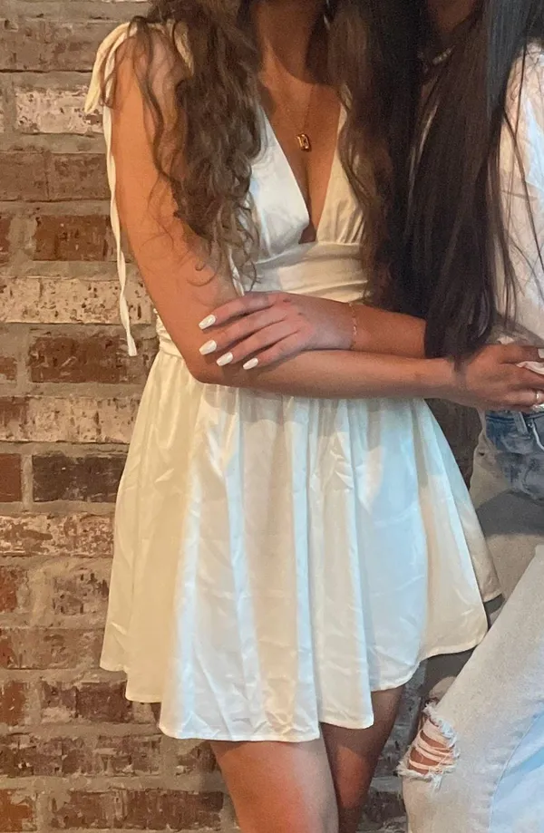 White Dress Size XS - Image 4