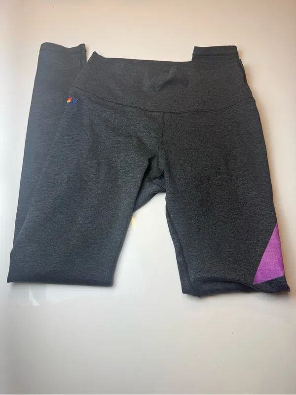Aviator Nation Charcol Capri Leggings with Purple‎ Size Small - Image 5