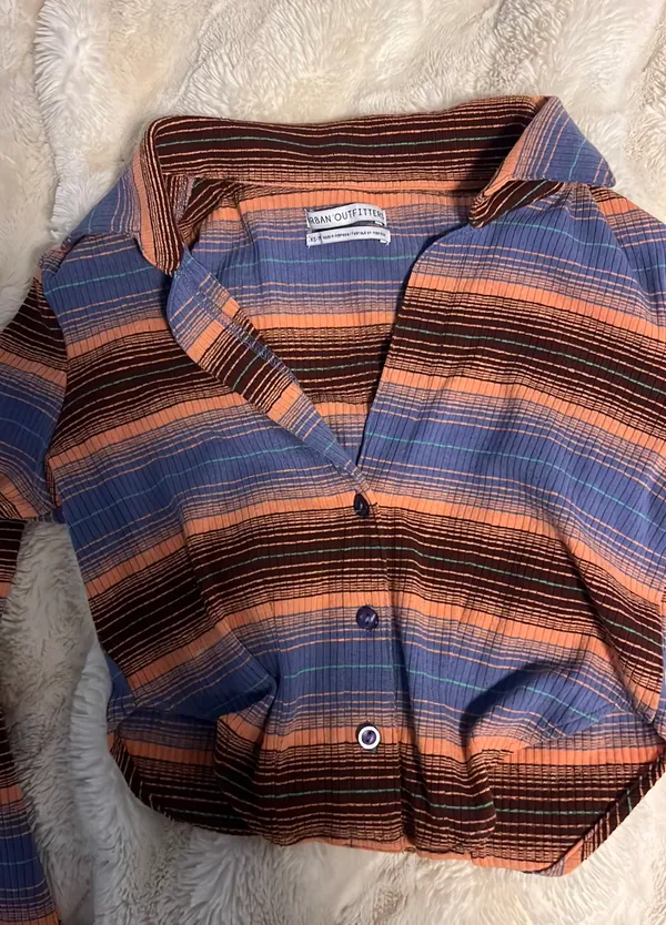 Urban Outfitters Collared Top - Image 4