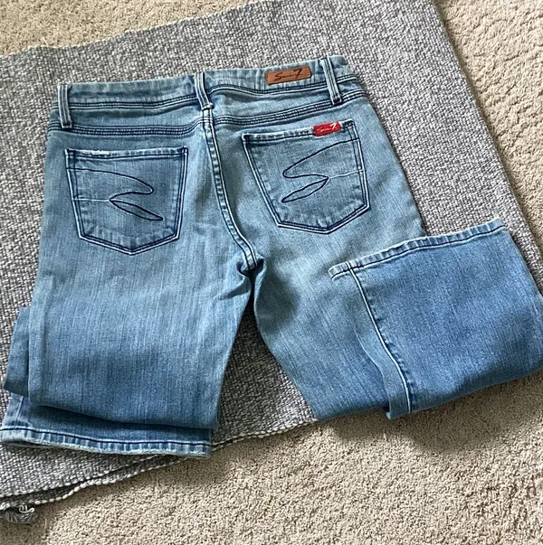 Jeans - Image 2