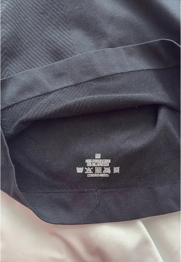Amazon Black Athletic Top - Image 3