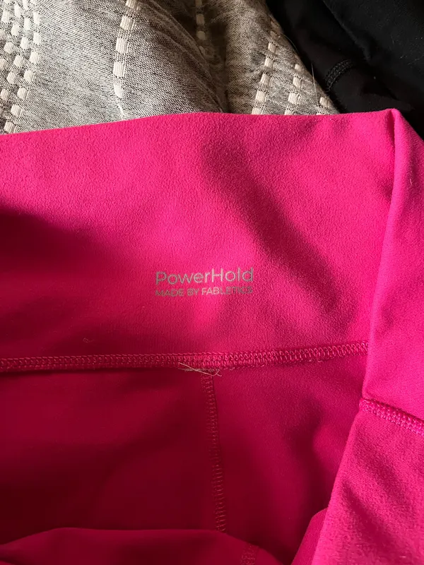 Fabletics PowerHold Shorts Biker - Image 3