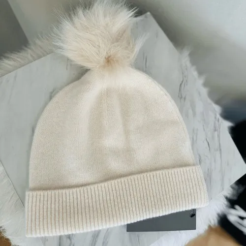 Nordstrom Faux Fur Cashmere Pompom Beanie, 100%Cashmere, Ivory Cream, NWT - Image 4
