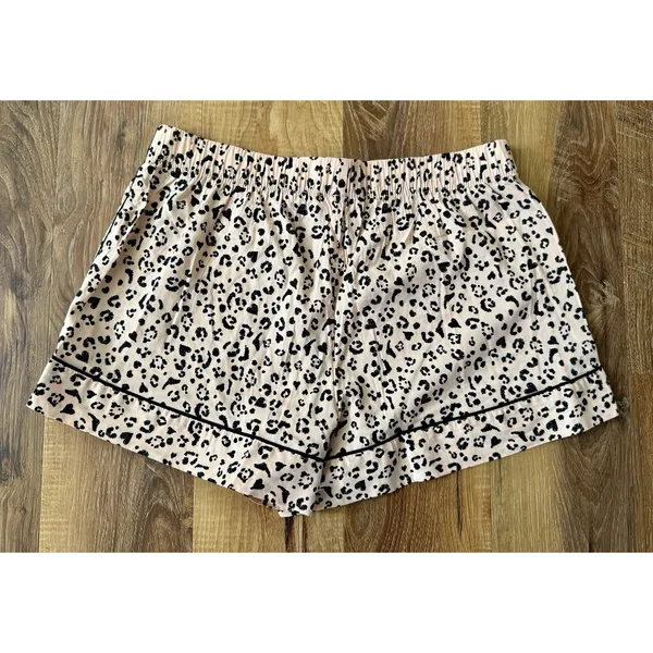 Victoria's Secret Peach Brown Cheetah Sleep Shorts Women Loungewear Medium - Image 3