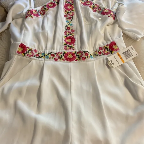 GB size S brand new adorable - Image 11