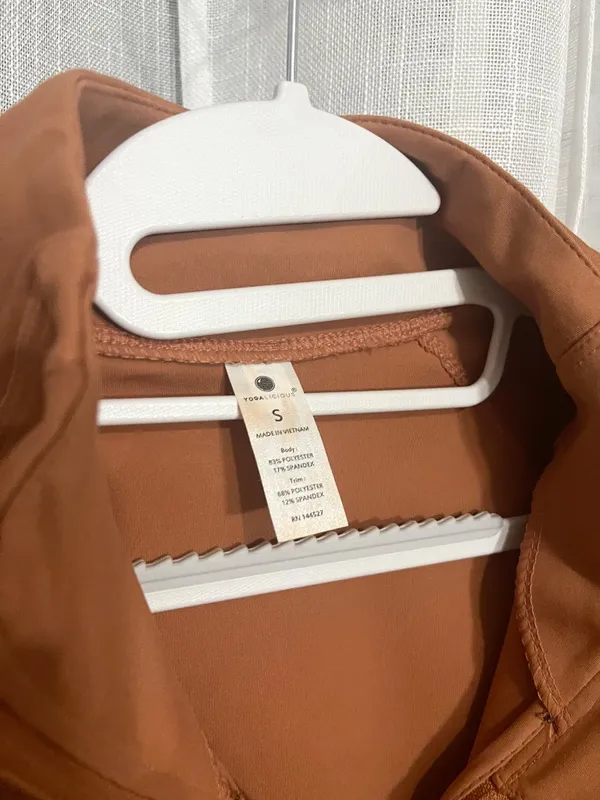 Yogalicious Full Zip Athletic Jacket Size Small Orange Yoga Running Preowned - Image 10