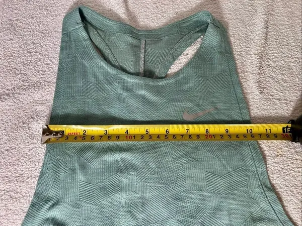 Nike Women's Active Tank Top Size XS Sage Green With Line Print - Image 6