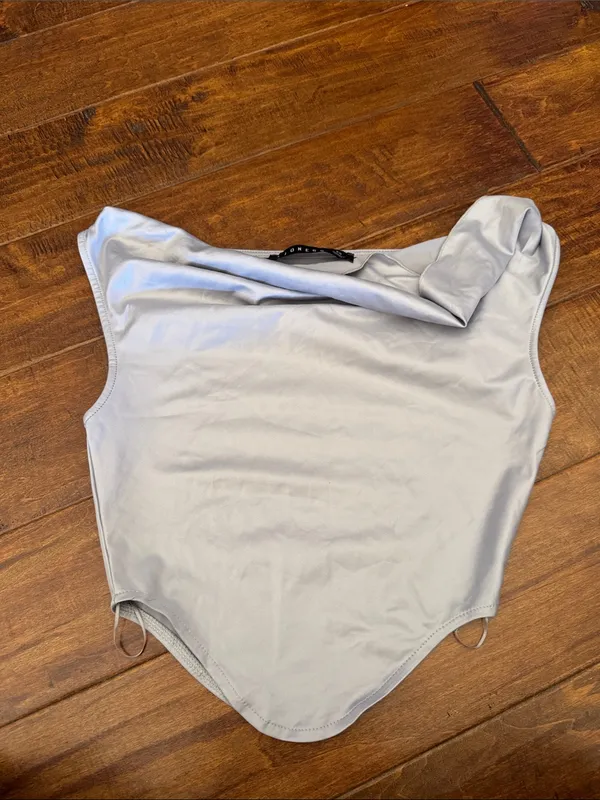 Lioness Light Gray Top - Image 2