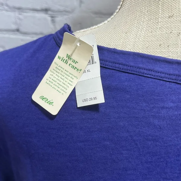 NWT Aerie distressed look t shirt size XL - Image 8