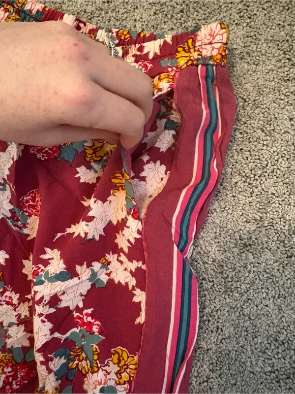 Anthropologie Maroon Floral Ankle Pants with Side Track Pant Stripe and Pockets - Image 2