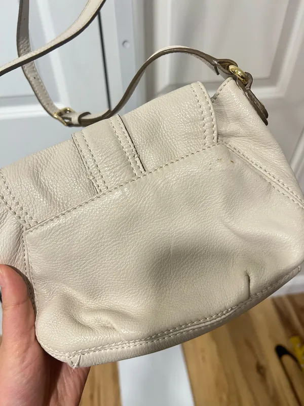 Michael Kors Crossbody - Image 3