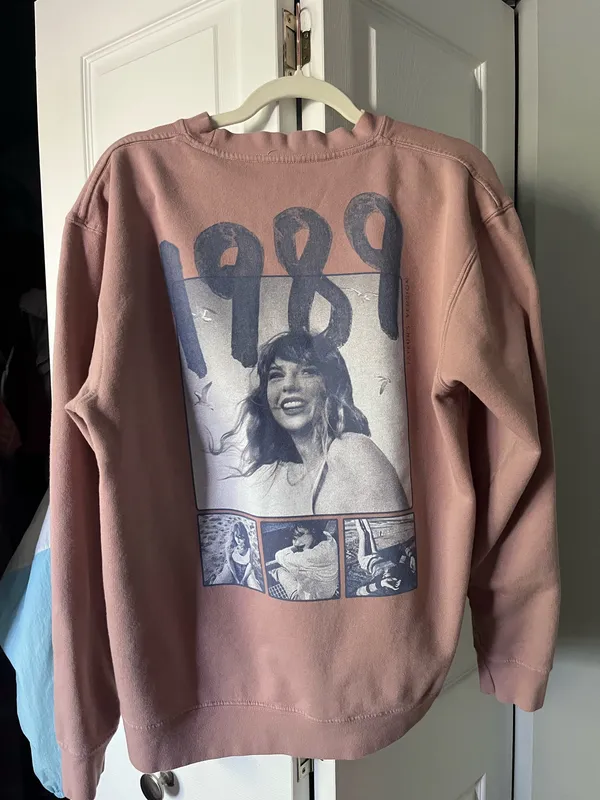 Taylor Swift 1989 Crewneck Taylor’s Version - Image 2