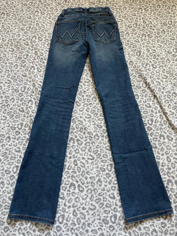 Wrangler Bootcut Jeans - Image 2