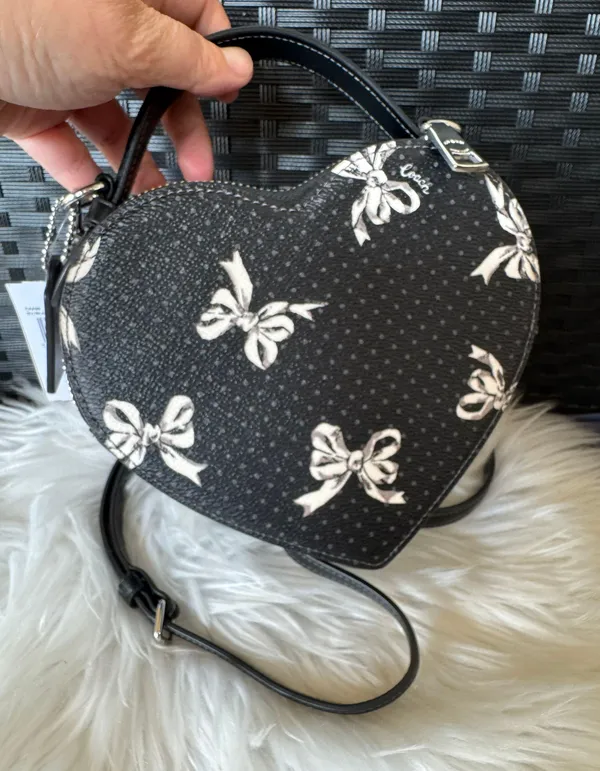 Heart Crossbody Bag With Bow Print - Image 4