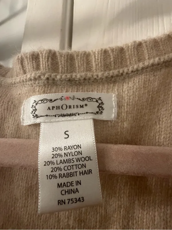 Y2K Aphorism Cream Sleeveless Knit Tank with Decorative Buttons - Image 2