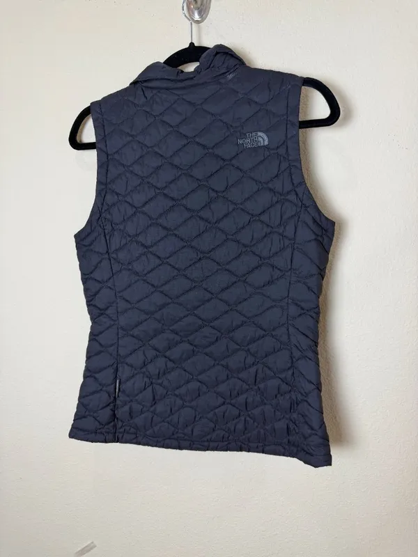 The North Face Thermoball Insulated Puffer Vest Size Small Black - Image 5