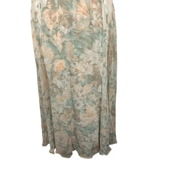 Romantic Floral Open Back Maxi Dress Peach Green Cream NWT M - Image 6