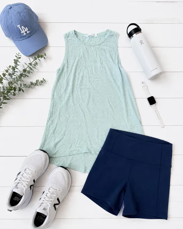 Athleta Blue Tank Top Small - Image 2