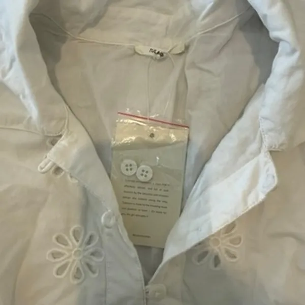 Tularosa Tess Button Up Shirt in White, Size M - Image 4
