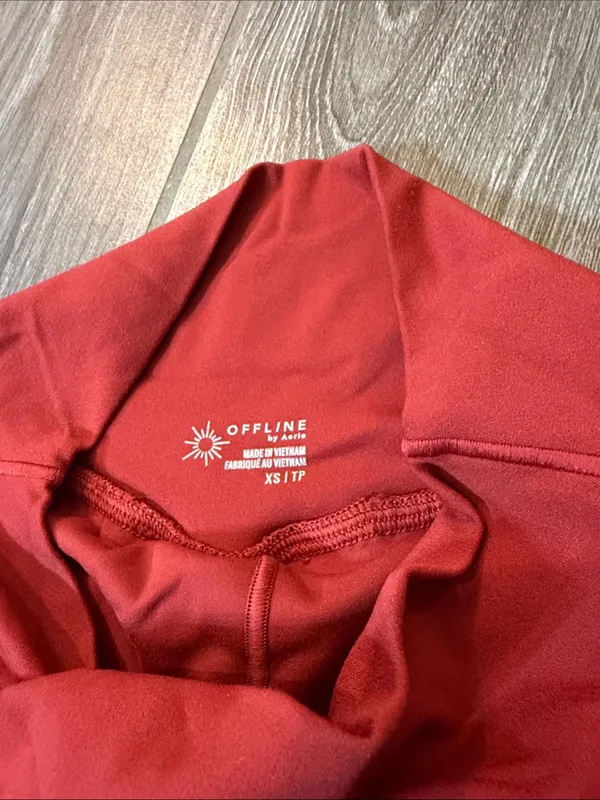Aerie Women's deep Red Bubble Skirt skort with built in bike shorts EUC size XS - Image 2