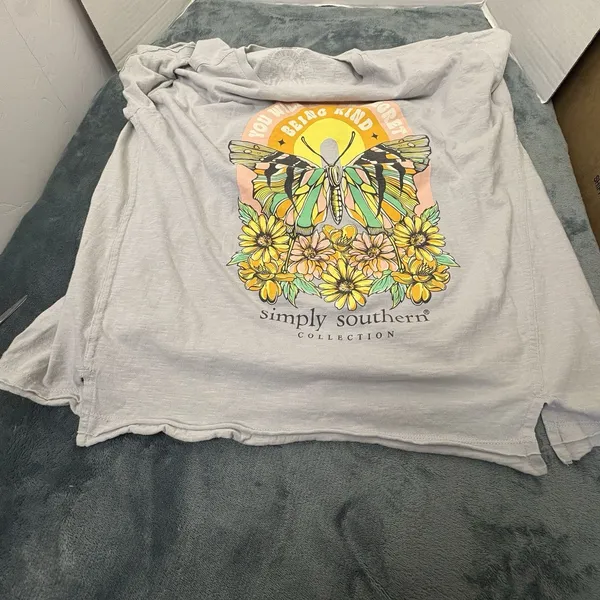 Simply Southern T-Shirt Women Kind Butterfly Flowers Medium Large Gray Oversized - Image 8