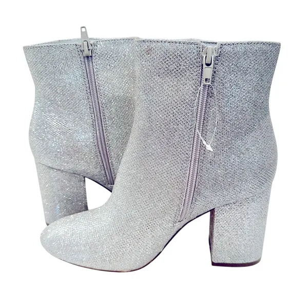 Madden‎ Girl Riving GF Ankle Boots Women 8.5 Silver Metallic Y2K Holiday Glam - Image 5