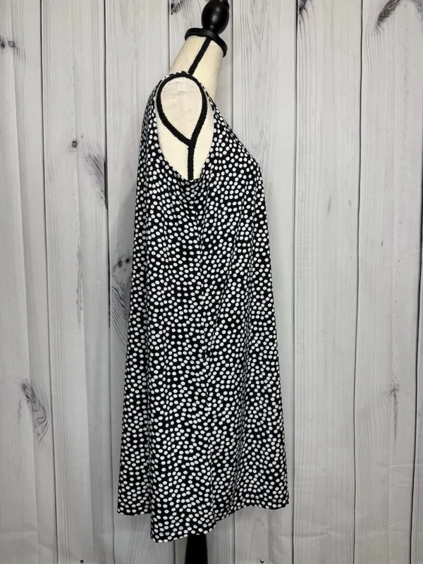 Annalee + Hope Women's Black White Sleeveless Dress Size Large Polka Dot - Image 4